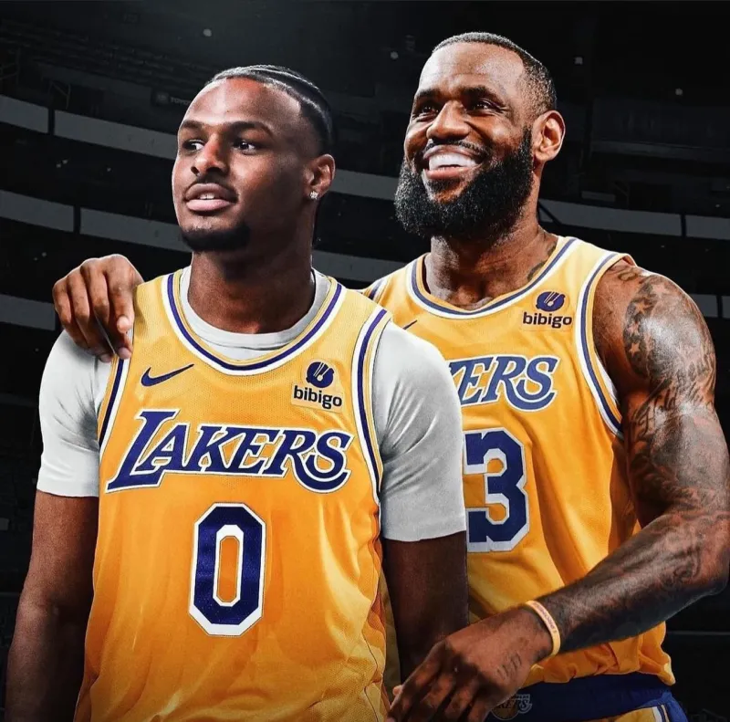 见证历史!布朗尼和勒布朗将成为历史上第一对父子队友