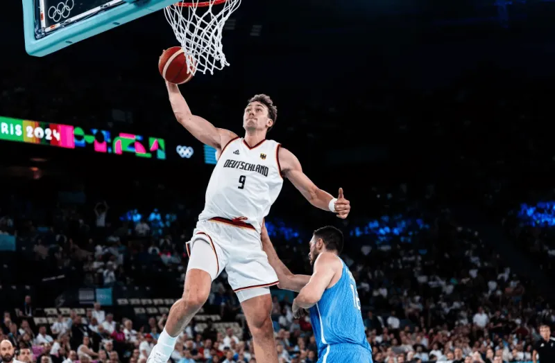 没有悬念了吗?小瓦格纳强打得18分 德国领先希腊10分